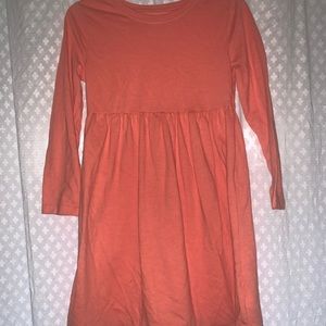 Old Navy Girls’ Shift Dress in Coral. Size 5T